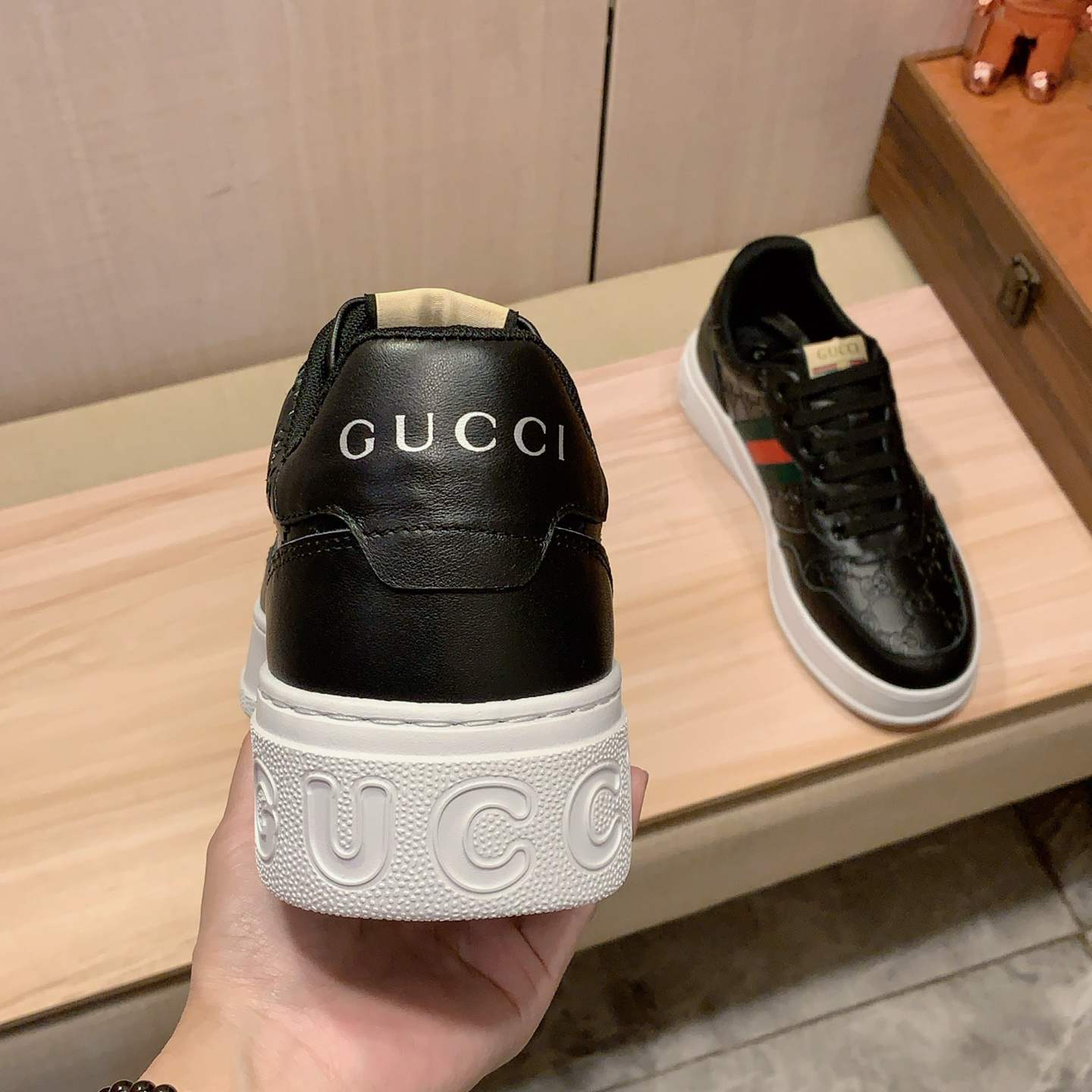 New fashion handmade Men's SneakersXC052026041701
