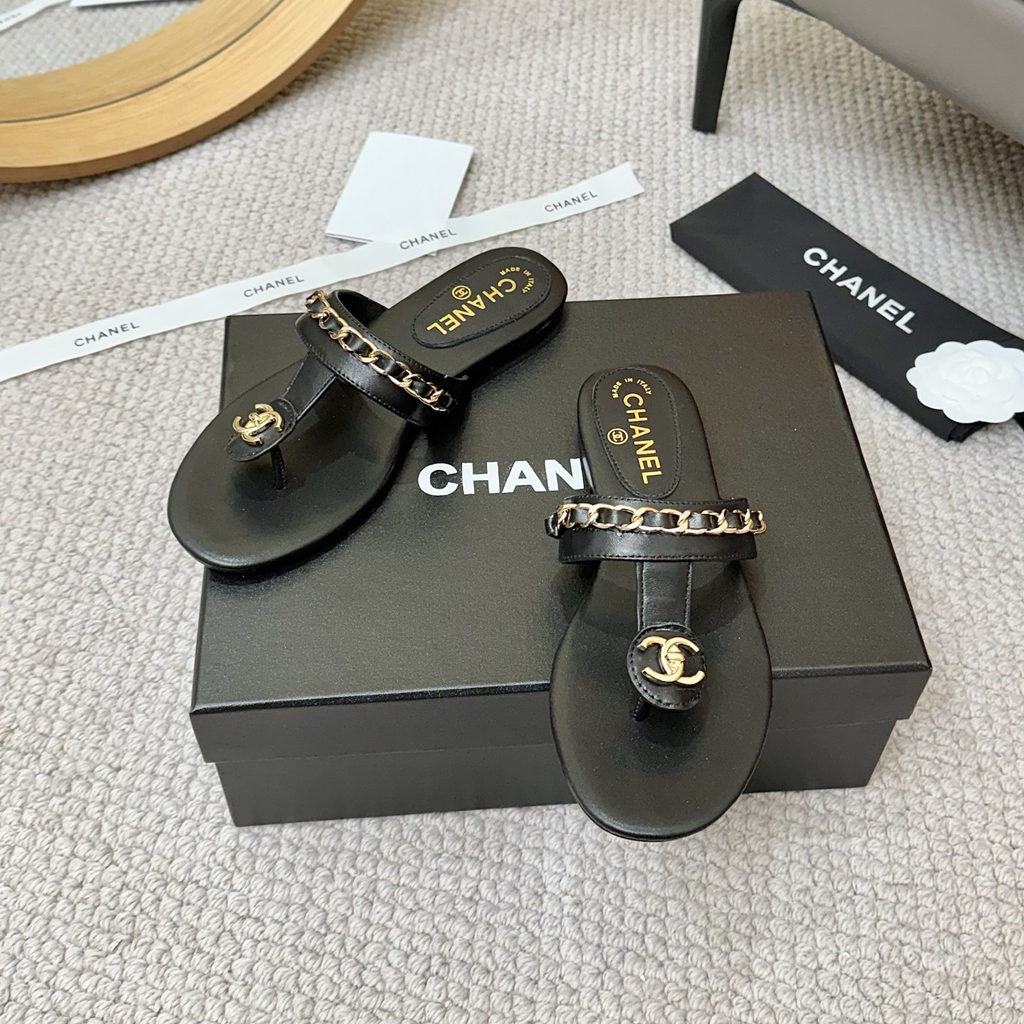 New C Logo Handmade Fashion Women's SlippersXC052025042805