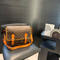 New Handmade Leather V Logo BagsXC052025082001