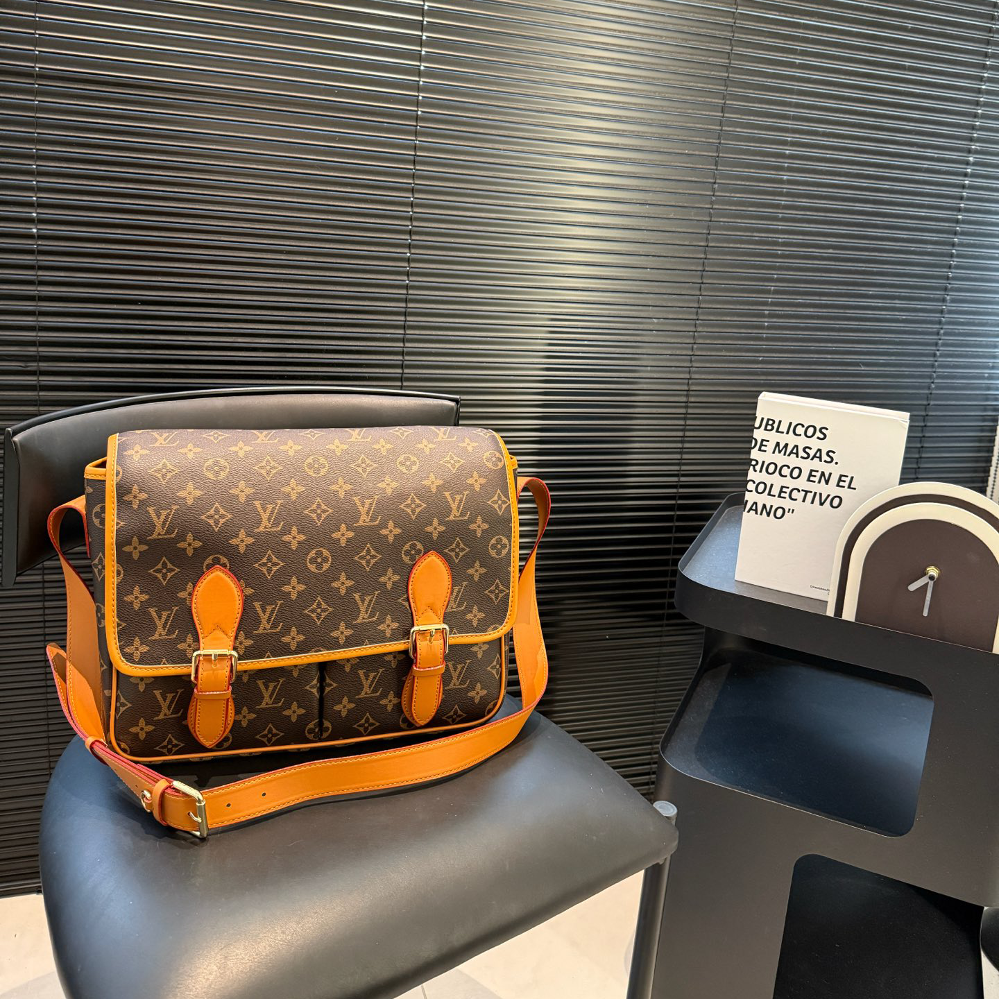 New Handmade Leather V Logo BagsXC052025082001