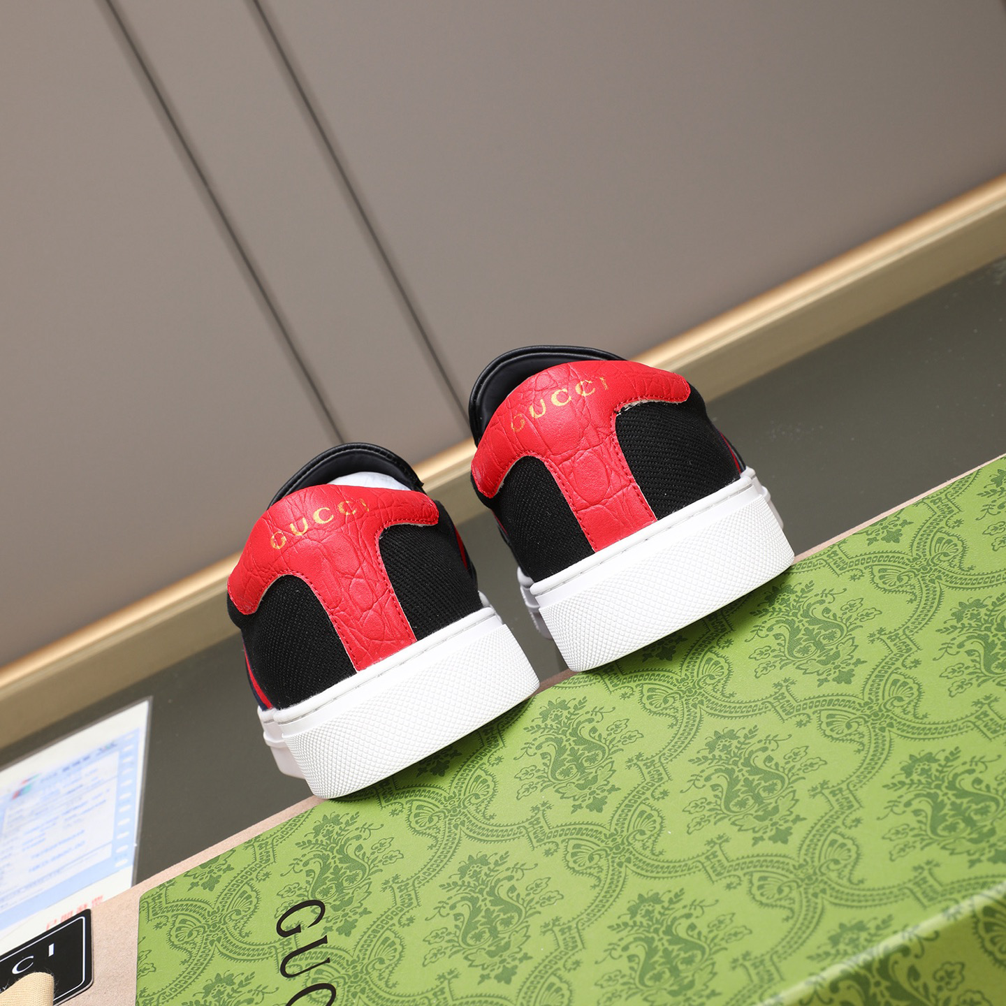 New fashion handmade Men's SneakersXC052026041703