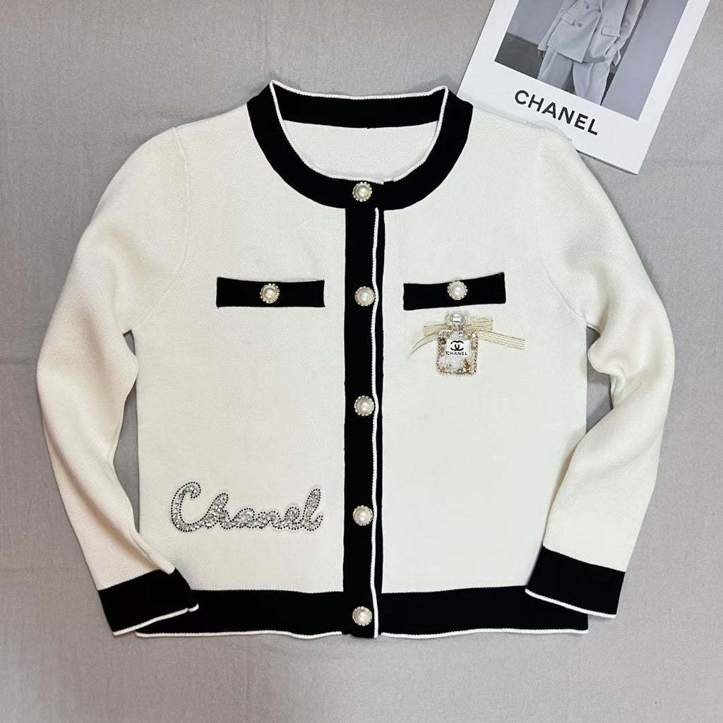 New Black and White C Logo Women's SweatersPD052024091101