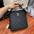 New Black Leather V Logo 26cm Men's BagsXC052025102201