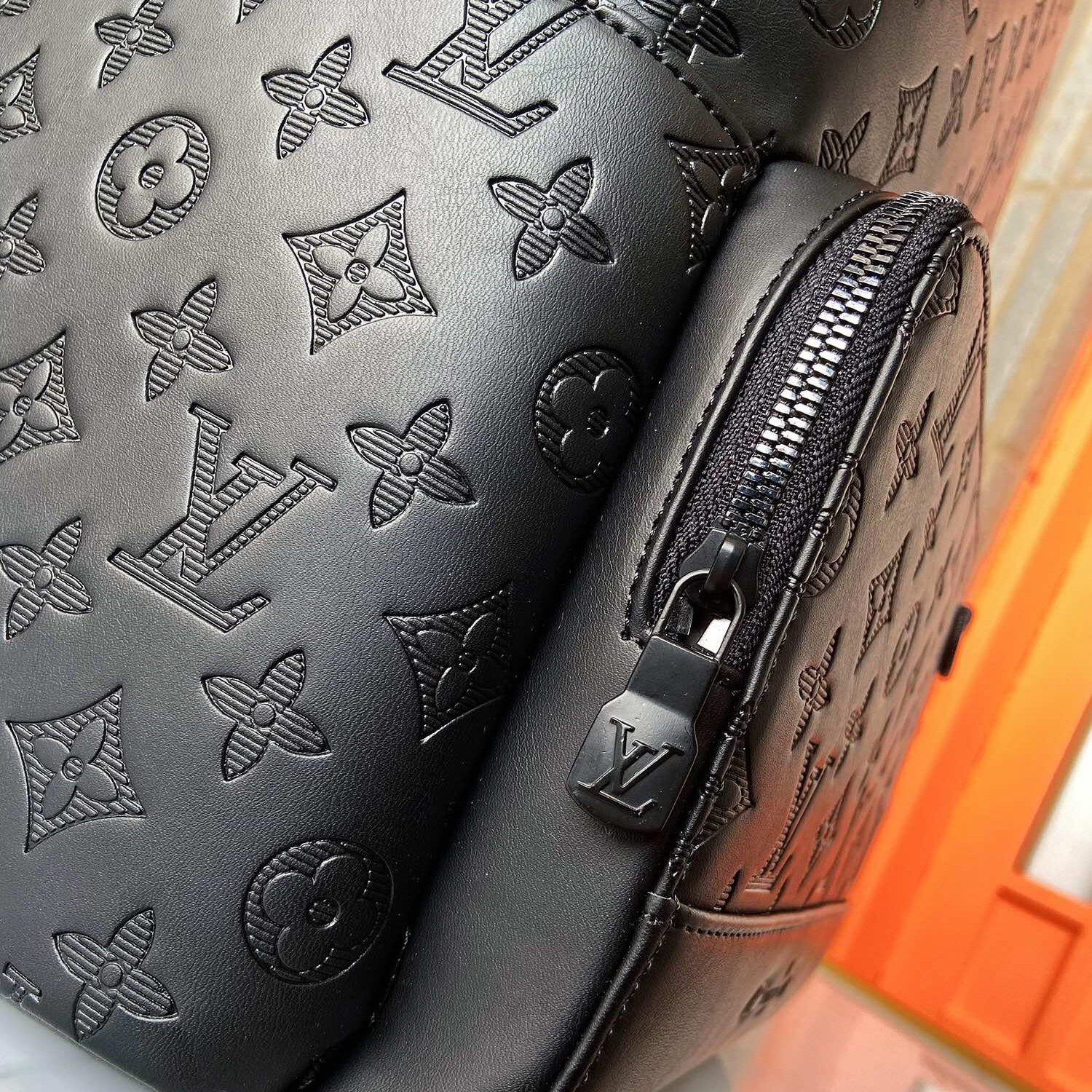 New 2024 Fashion style V Logo real leather Backpack bagsXC052024071902