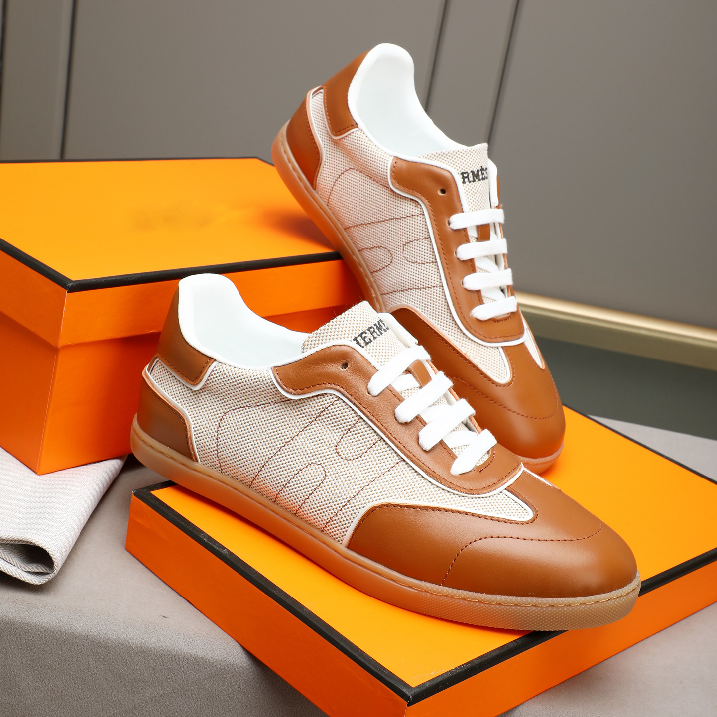 New fashion handmade Men's SneakersXC052026041704