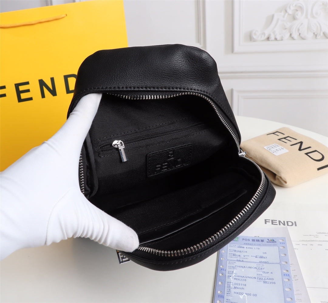 New V Logo Leather handmade Men's BagsXC052024081302