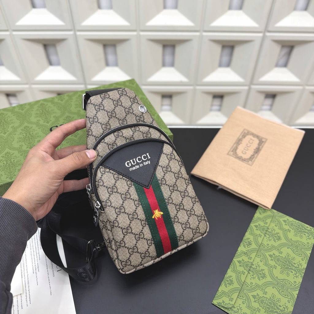 New fahion Leather handmade men's BagsXC052026012607