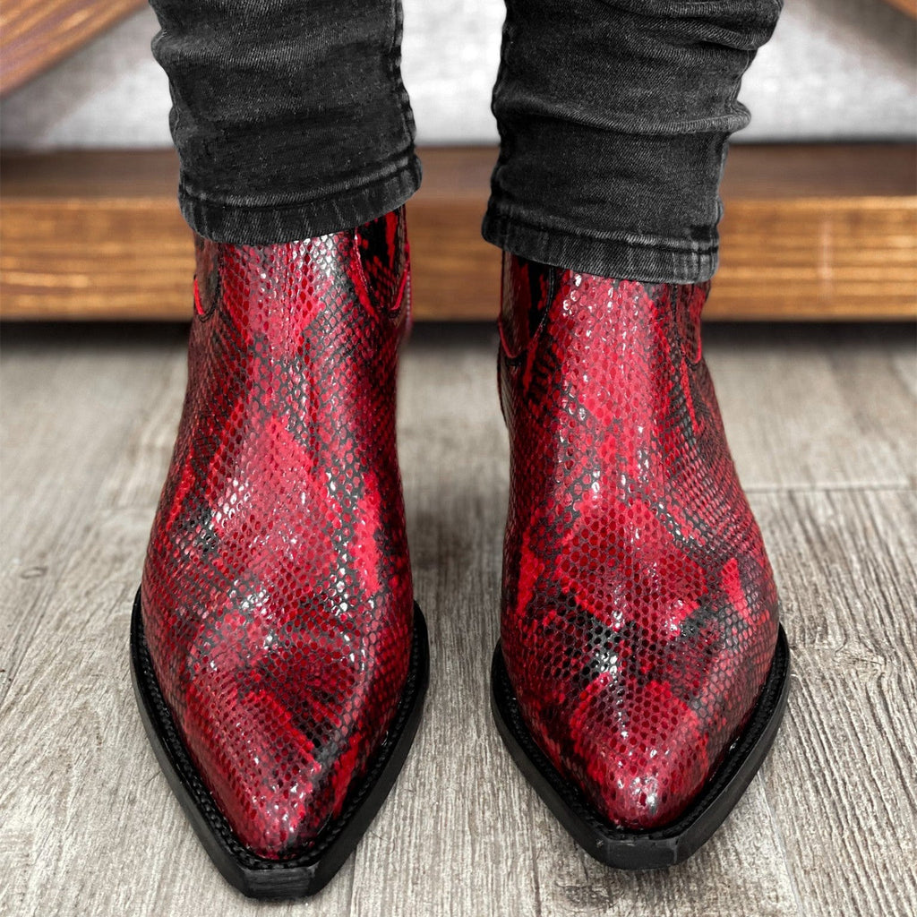 RED MUNICH BOOTS