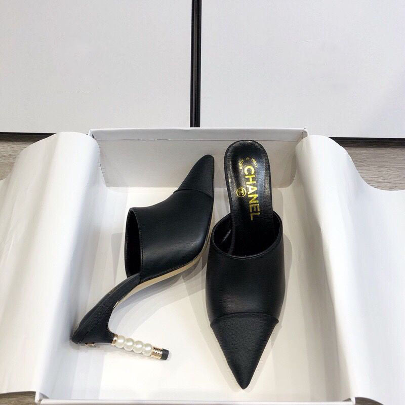 Elegent fashionLogo Black and White Women's High Heeled