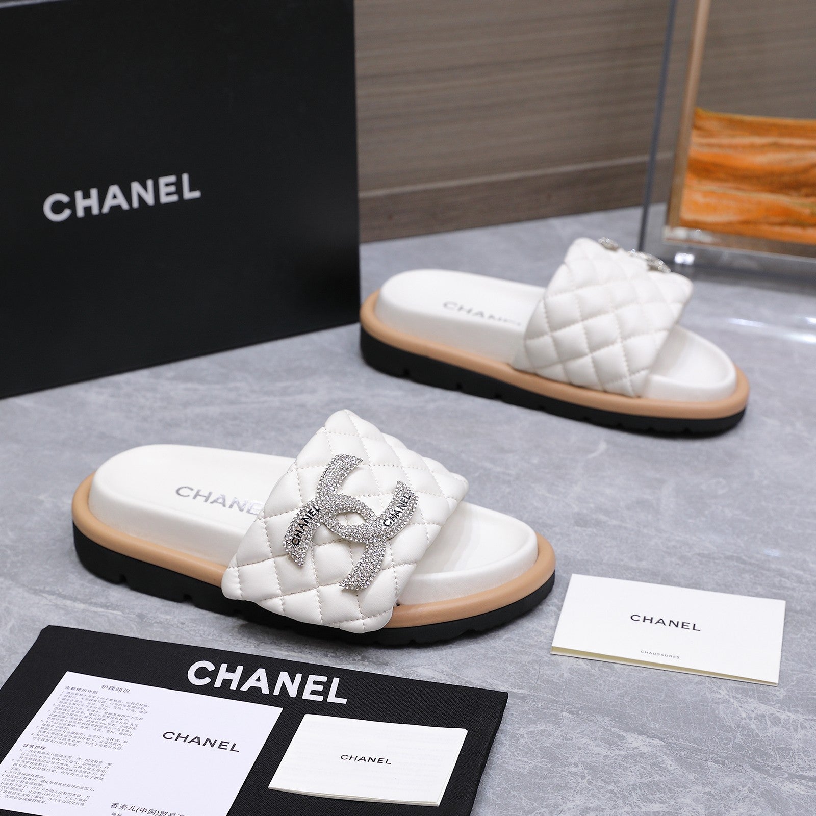 New Black and White Fashion Women's ShoesPD052026032516
