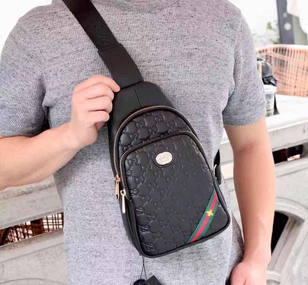 New Black Leather G Logo Men's BagsXC052025060403