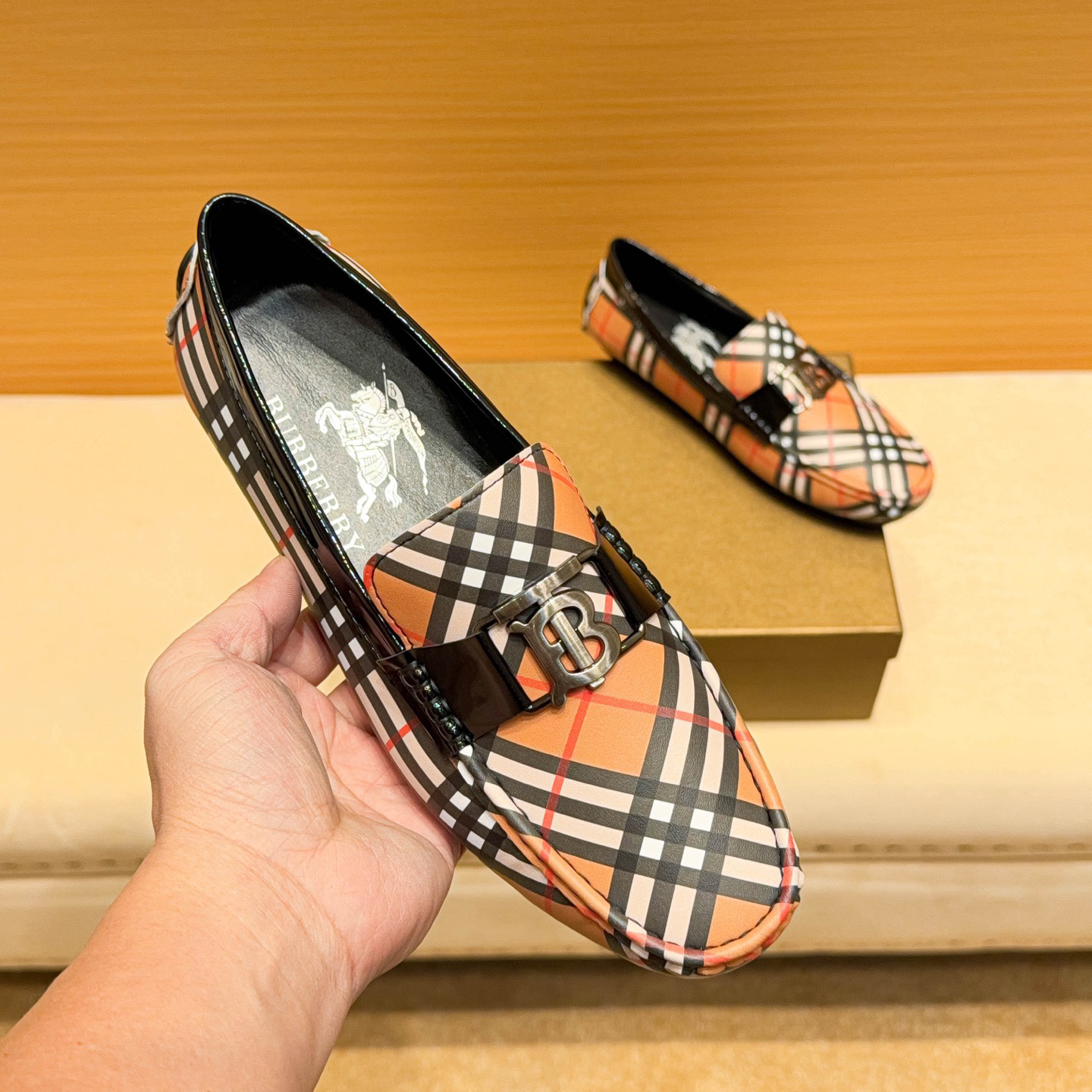New fashion handmade Men's loafersXC052026040207