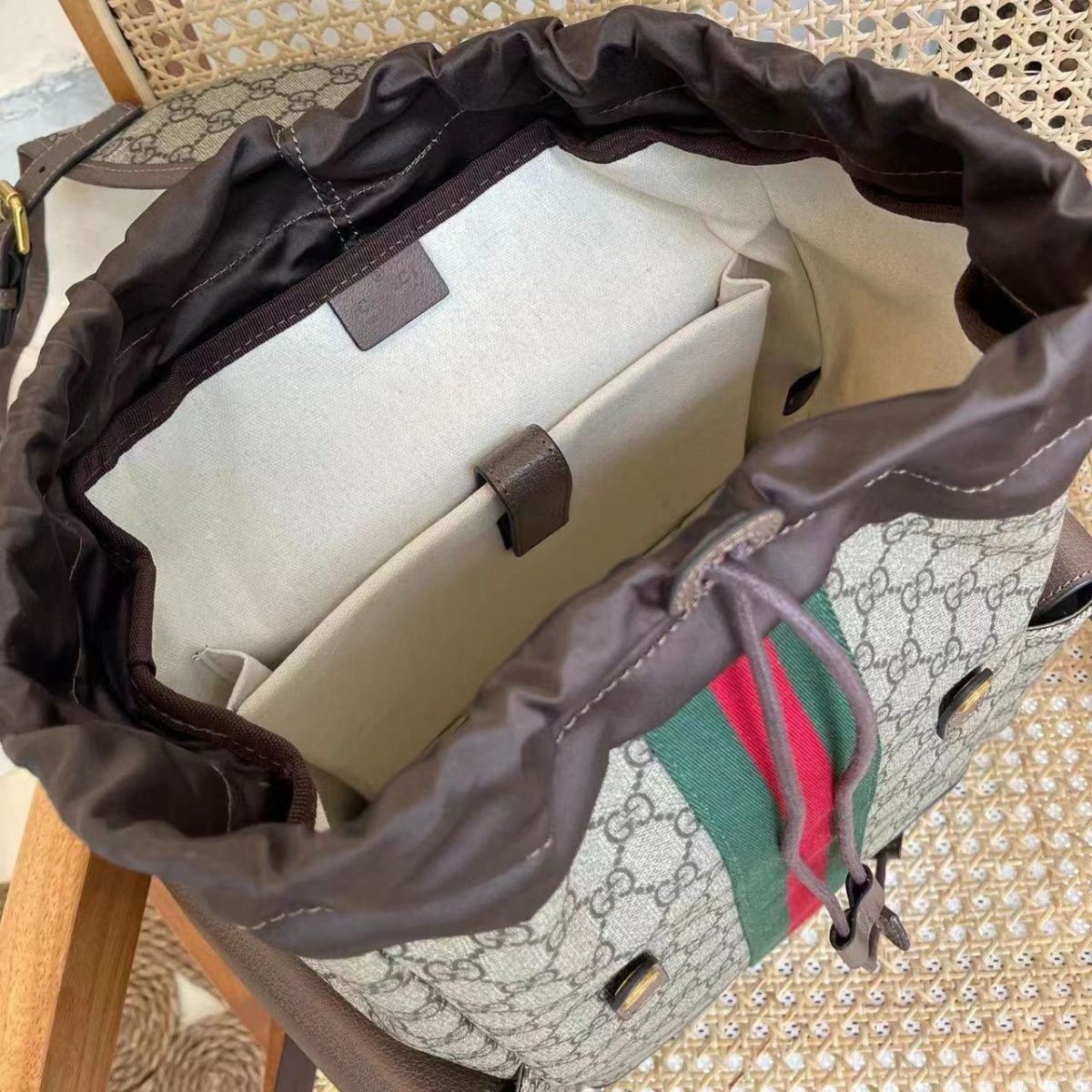 New Fashion G Logo Leater Backpack