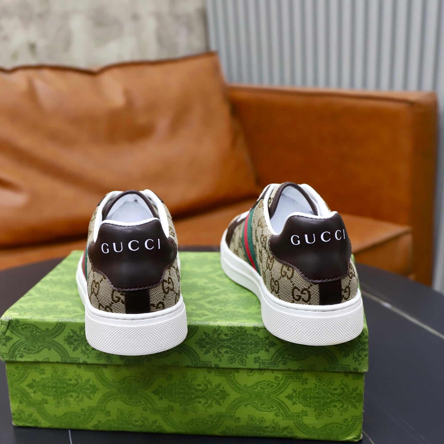 New Whtie fashion handmade Men's SneakersXC052026040202
