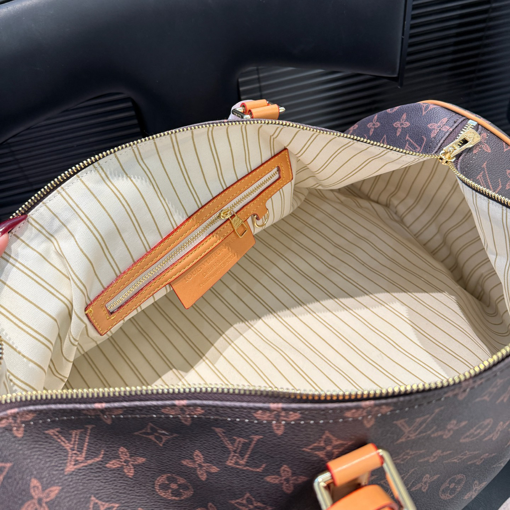 New Fashion  Leather Men's BagsXC052025121001