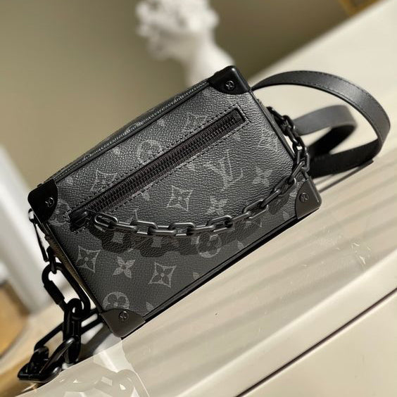 Black A Grade Leather V Logo Bags-WX05202362812