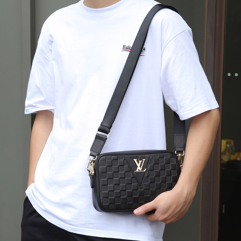 New Fashion v Logo Handmade real Leather Men's BagsXC052024092303