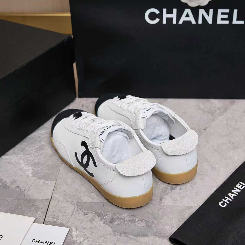2026 Stylish Women's Sneakers