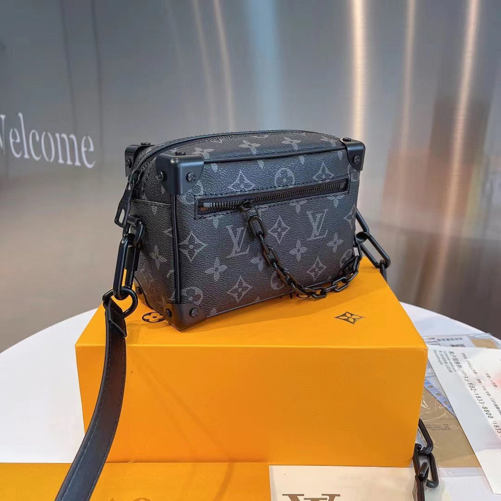 Black A Grade Leather V Logo Bags-WX05202362812