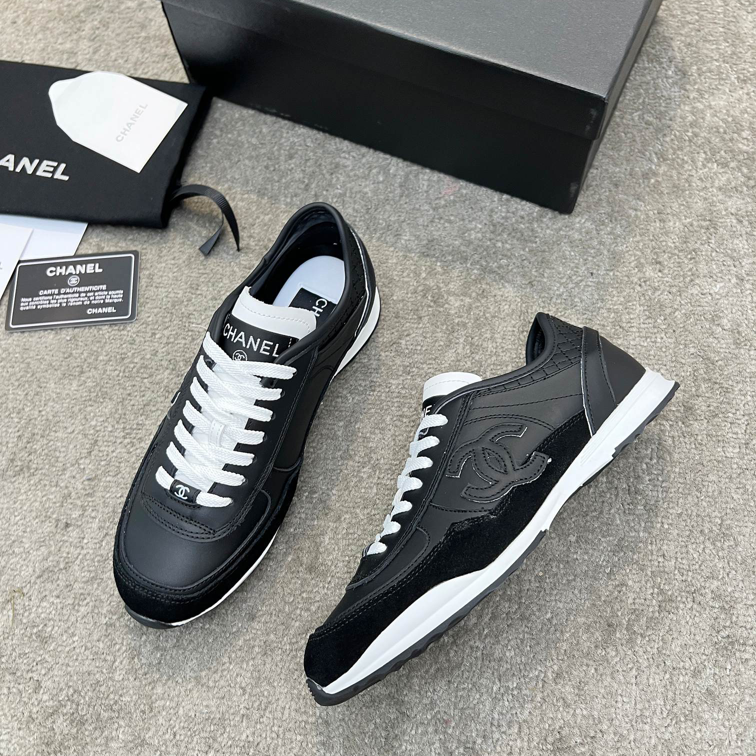 New C Logo Handmade Fashion Women's SneakersXC052025042805