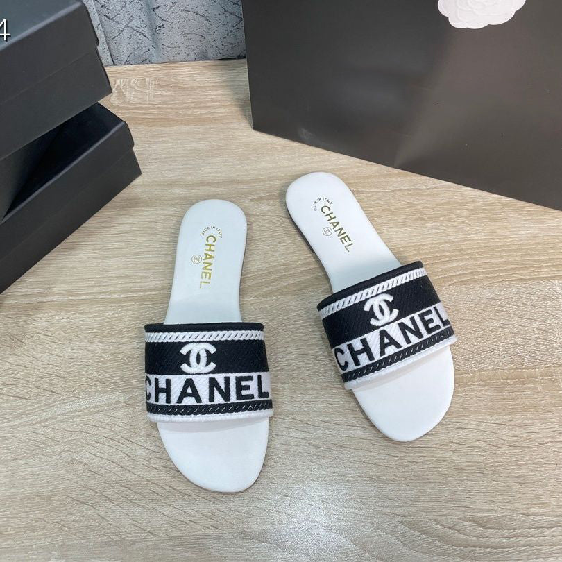 New Fashion C Logo Women's SlippersPD052024040902