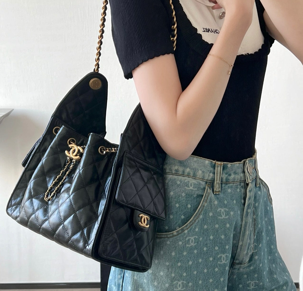 New Black Leather C Logo Women's BagsXC052025050807