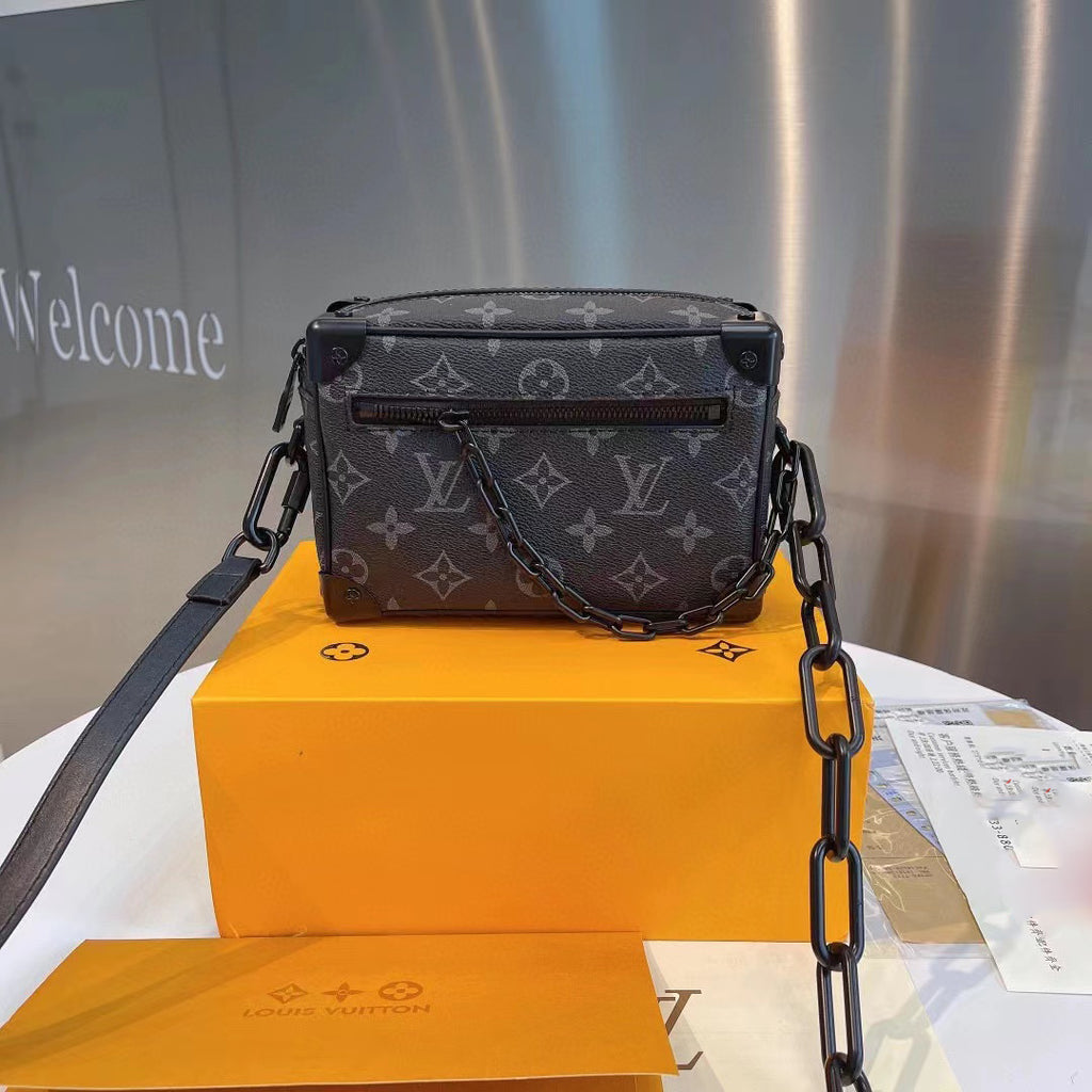 Black A Grade Leather V Logo Bags-WX05202362812