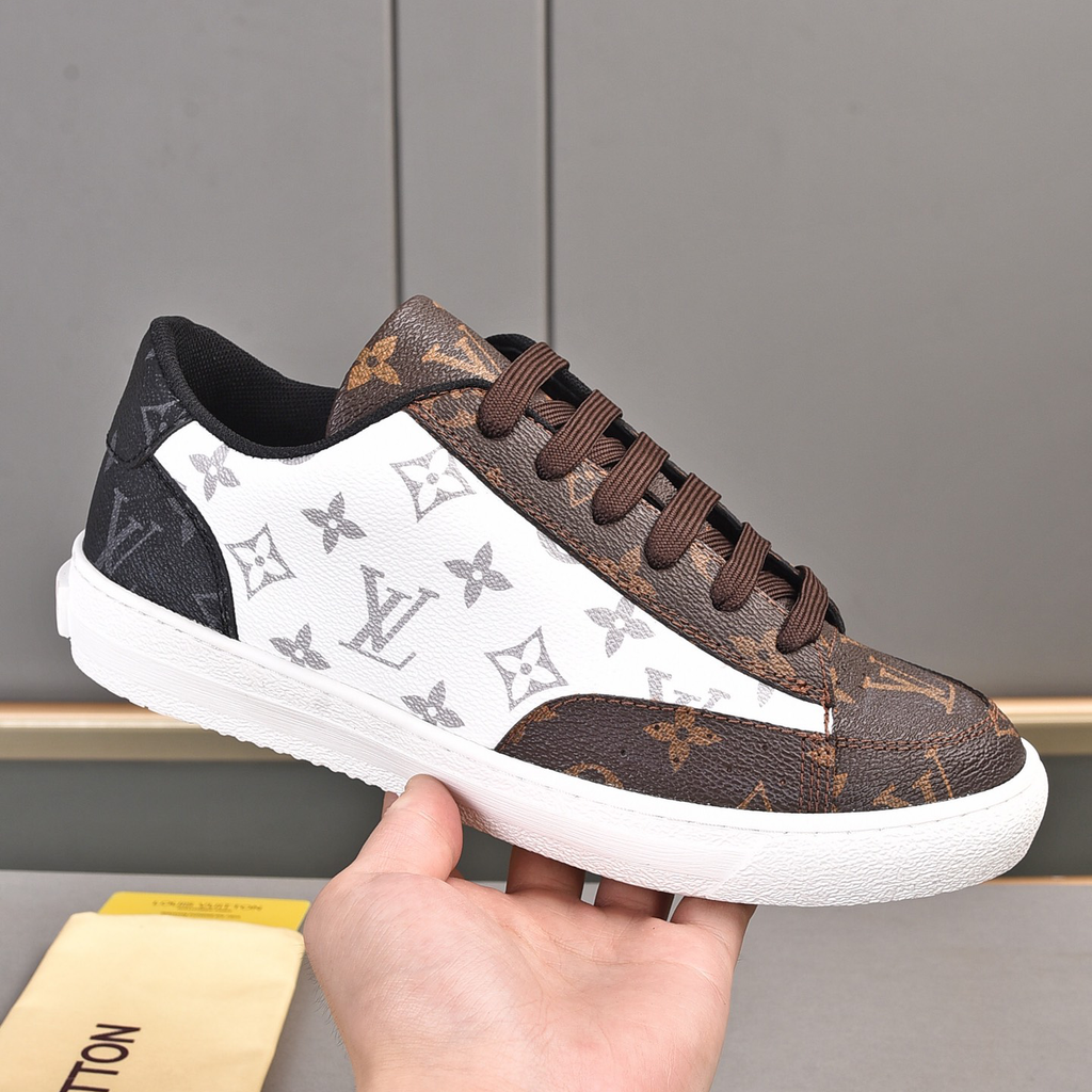 new fashion V logo men's SneakersXC052025110301