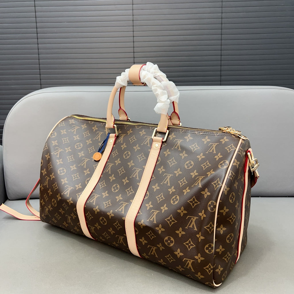 New V Logo Fashion bagsXC052024061402