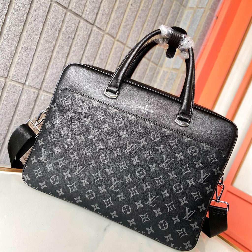 New Fashion v Logo Fashion backpack BagsXC052024080704