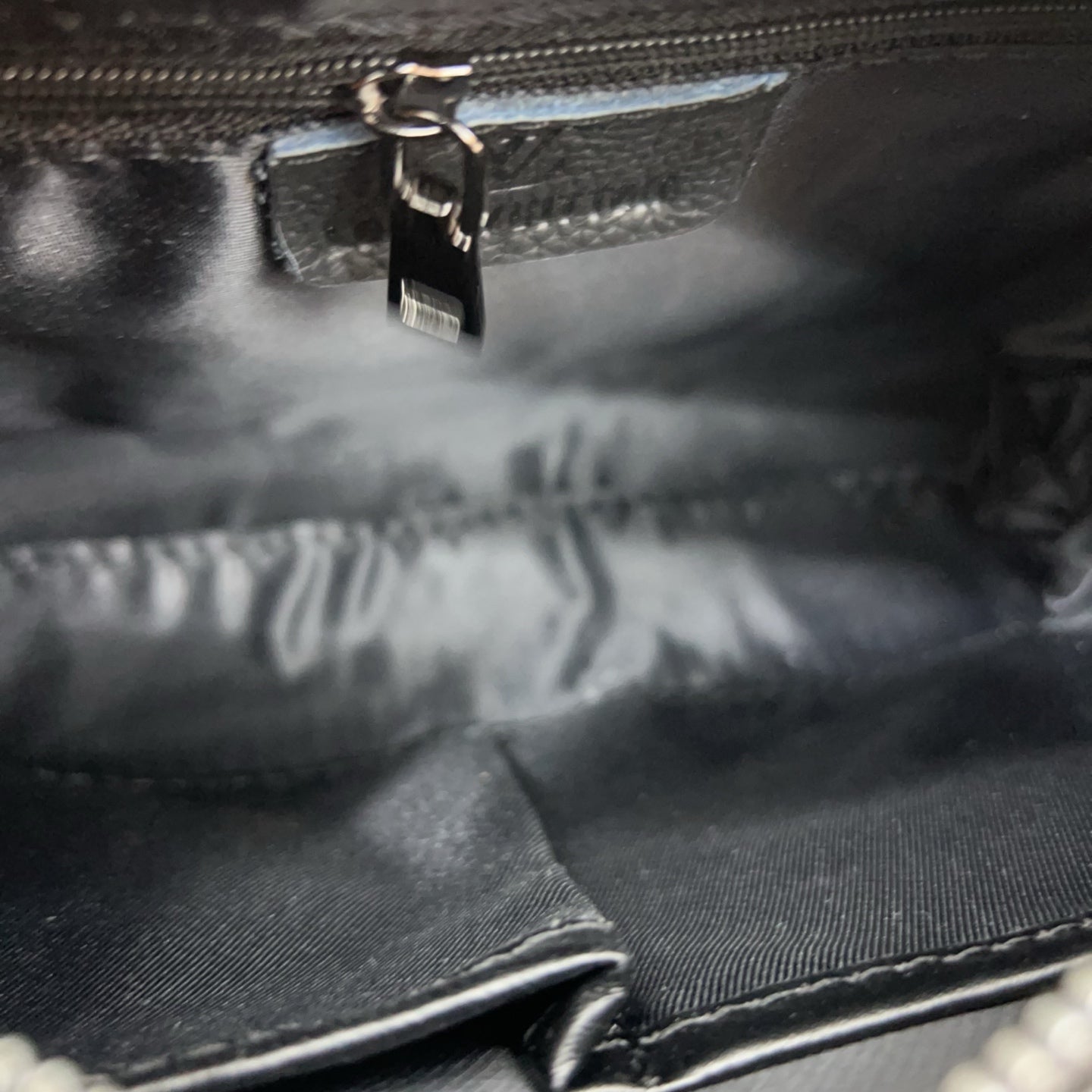 New  Black Leather V Logo Men's BagsXC052025110304