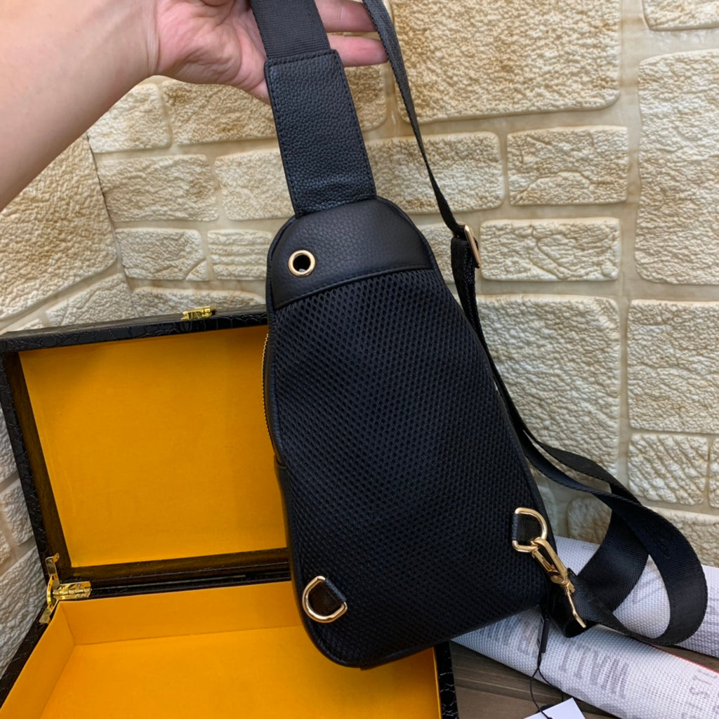 New Black Leather G Logo Men's BagsXC052025060403