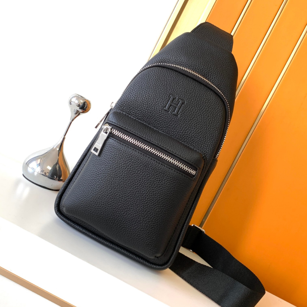 New Handmade leather Men's BagsXC052026020201