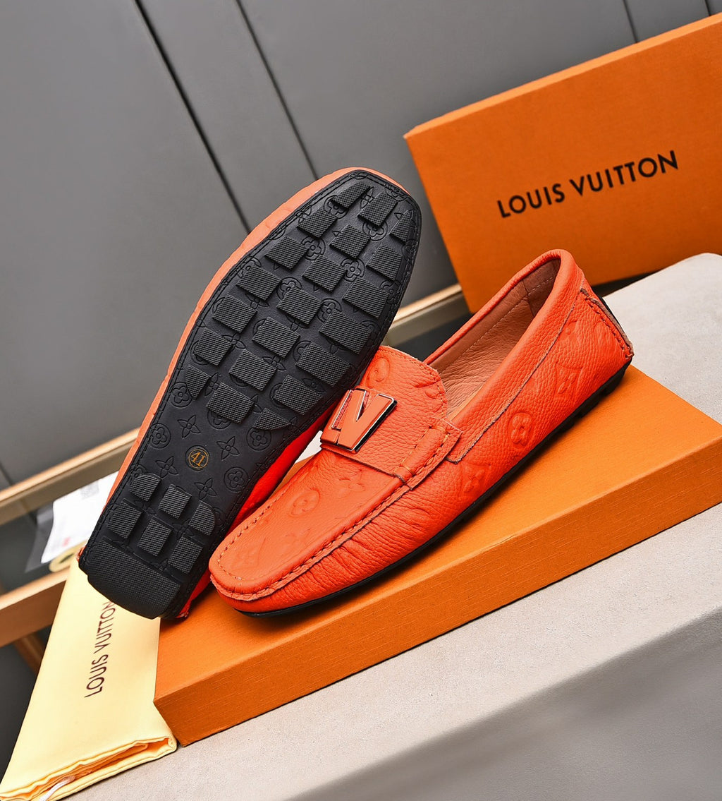 New Black V Logo Leather Handmade Men's LoafersPD052025051318