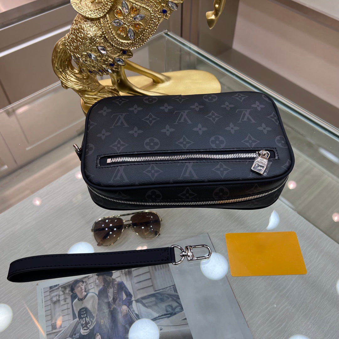 New Fashion Black V Logo Men's bagsXC052023110604
