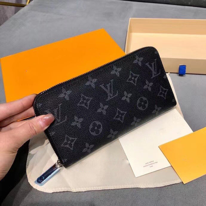 New Fashion V Logo Wallet BagsXC052024041001