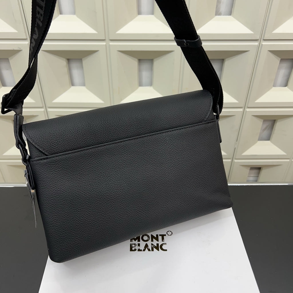 New Fashion  Leather Men's BagsXC052025120908