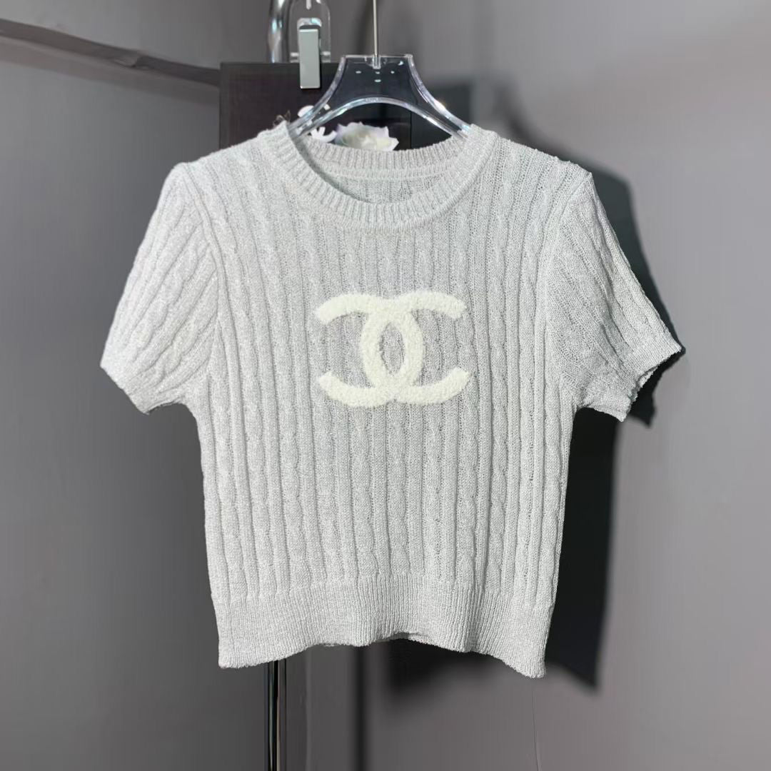 New White and Black women's T-shirtPD052025012203