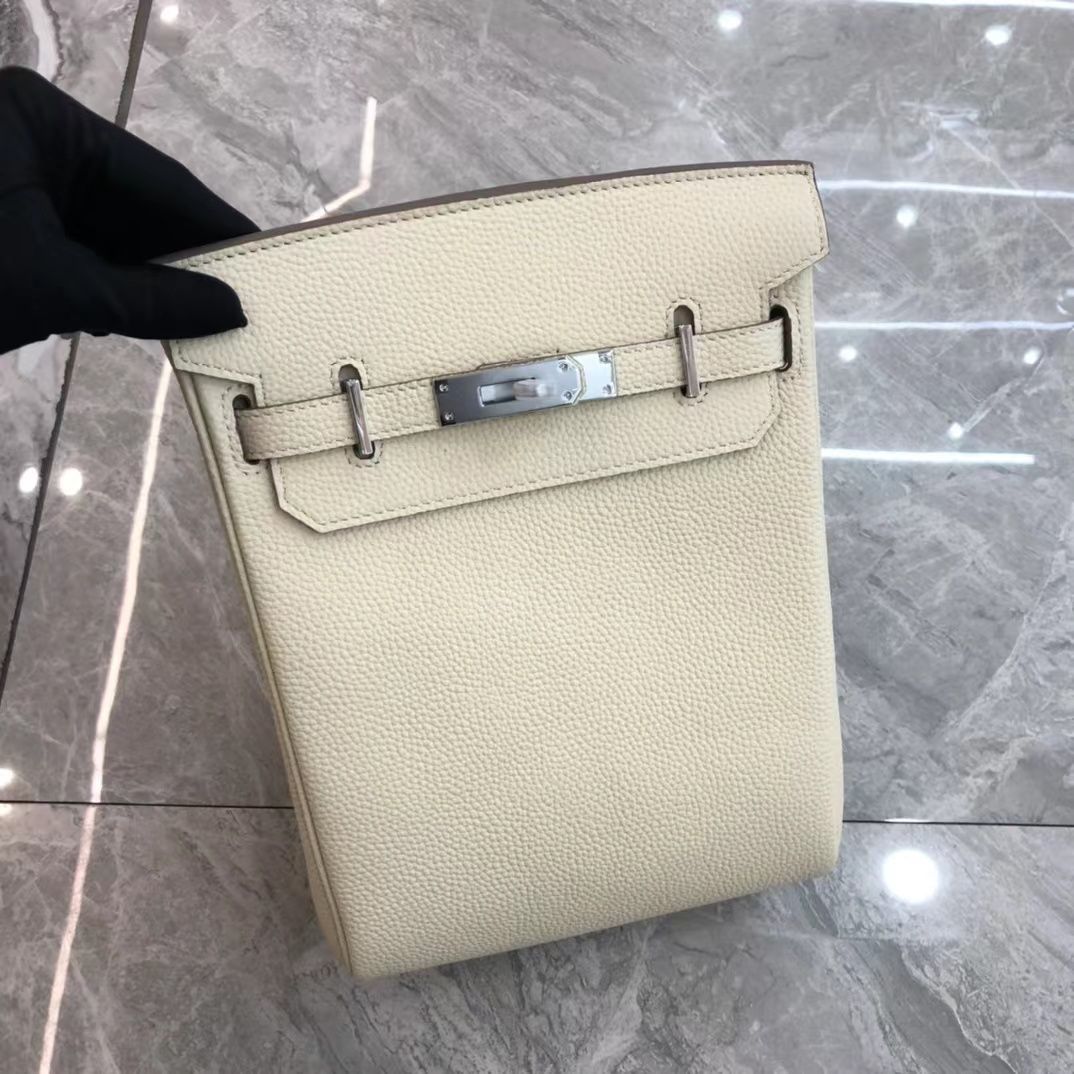 New Cow  Leather H Fashion male and female chest bagsXC052025120403