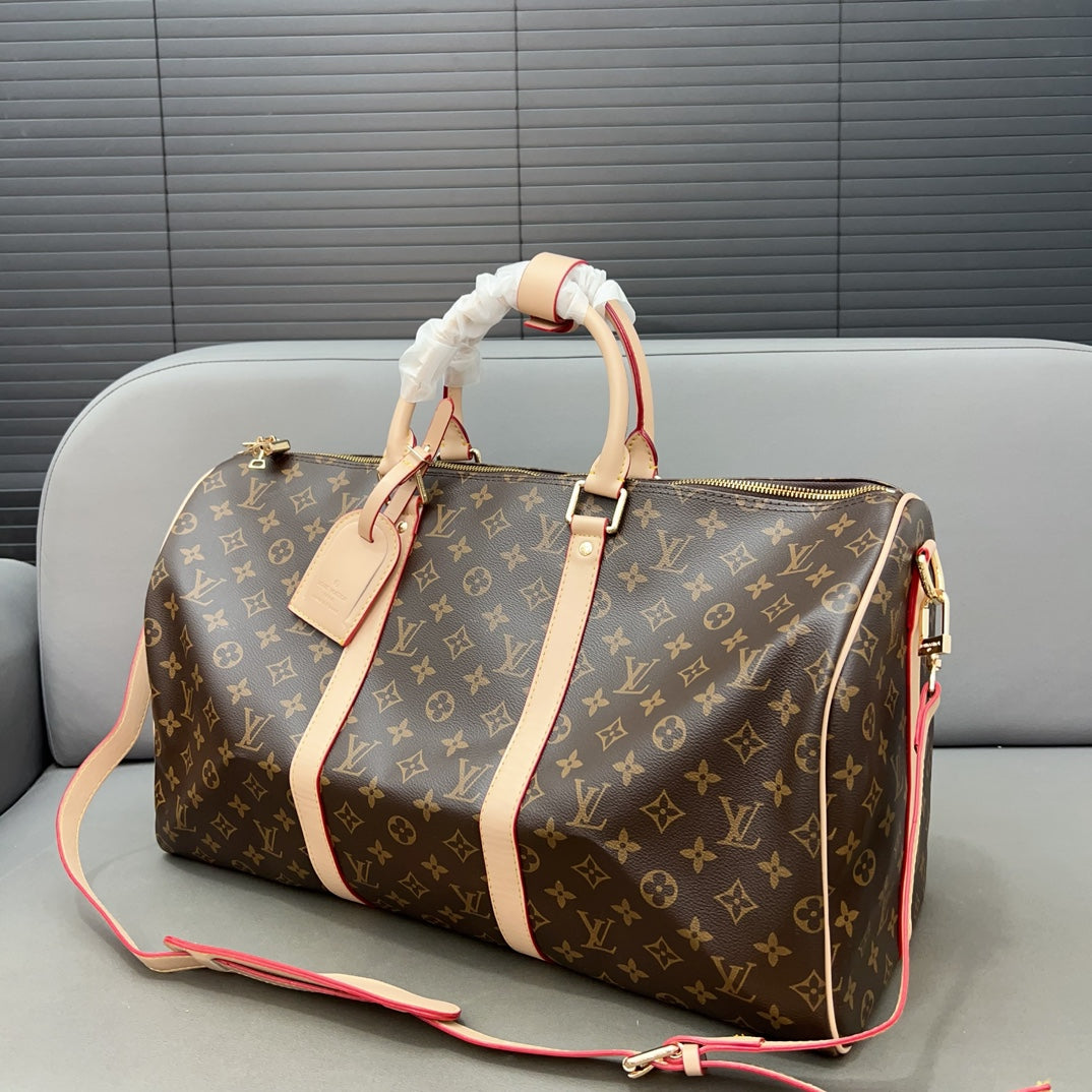 New V Logo Fashion bagsXC052024061402