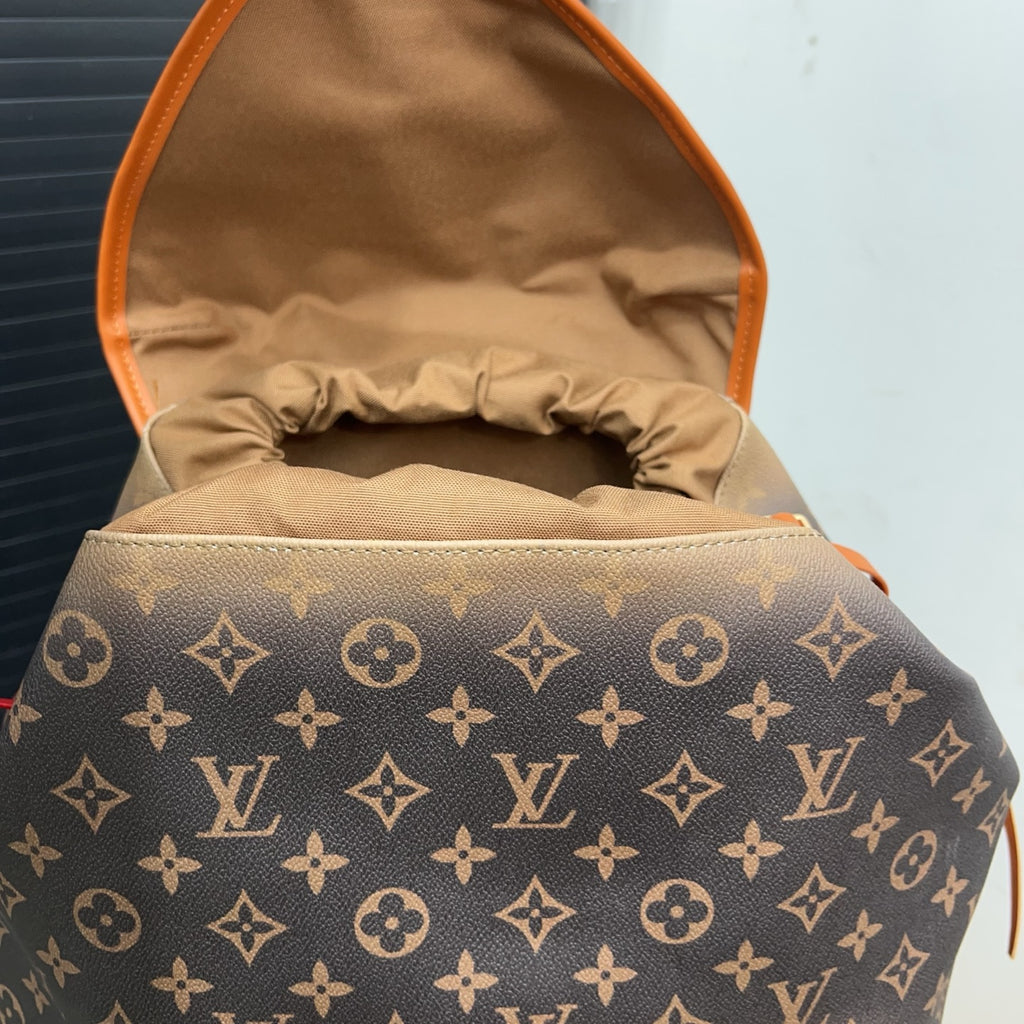 New V Logo handmade Leather fashion BagsXC052024022403