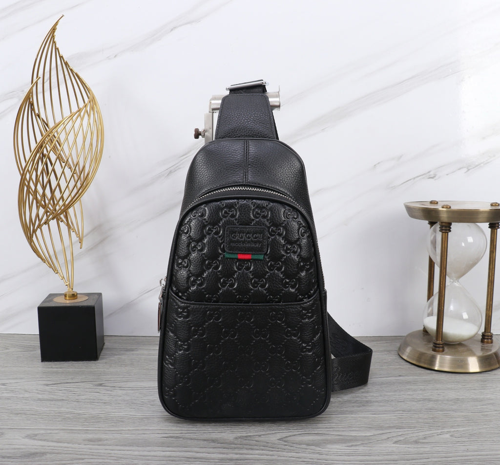 New G Logo Real Leather Men's bagsXC052025081311