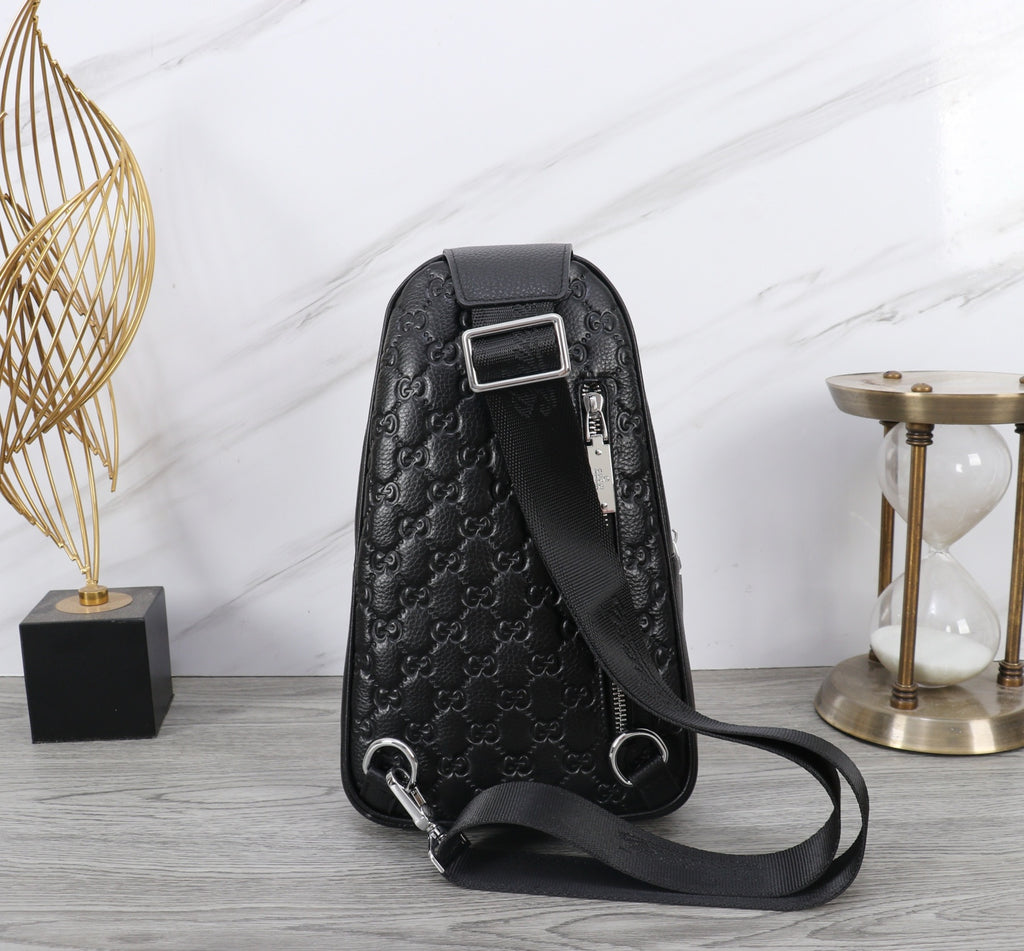 New G Logo Real Leather Men's bagsXC052025081311