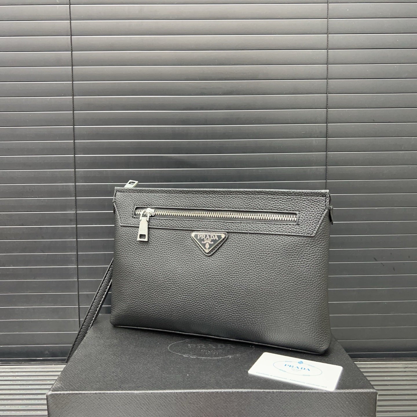 New F Logo Leather Handmade BagsXC052025040208