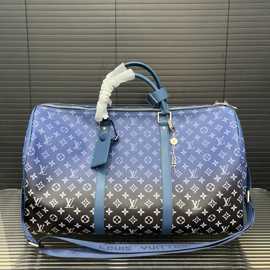 New Handmade Fashion V Logo Men's BagsPD052025012009