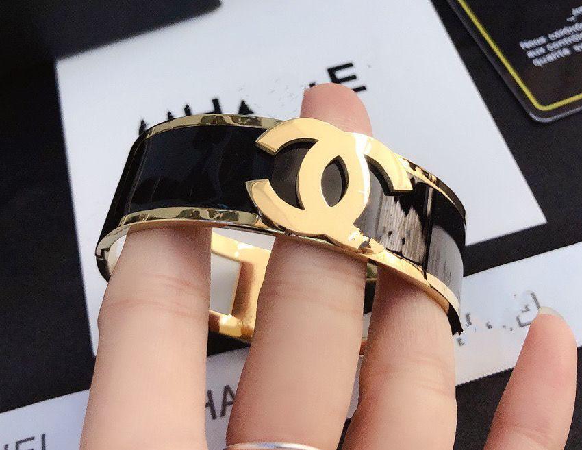 Small Fragrant Style Explosions Black Fashion Luxury Bracelet Tide Star SocialitePD052023122104