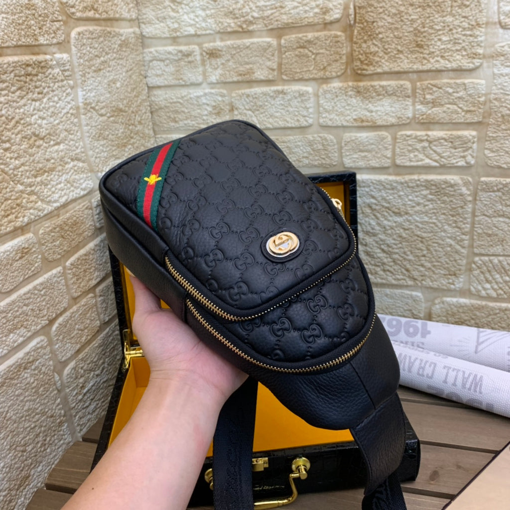 New Black Leather G Logo Men's BagsXC052025060403