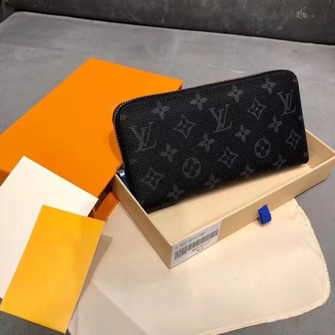New Fashion V Logo Wallet BagsXC052024041001