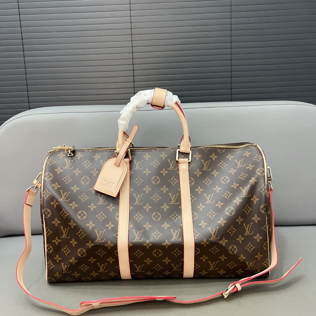 New V Logo Fashion bagsXC052024061402