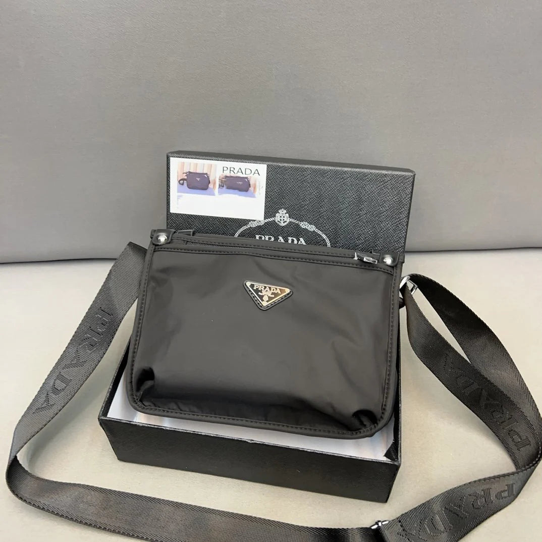 New fashion men's versatile crossbody bag 1024011011